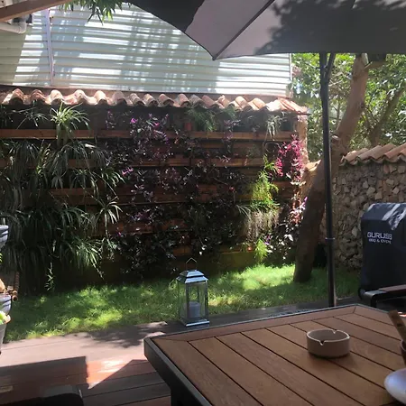Kaleici Muestakil Bahceli Muethis Ev * Antalya
